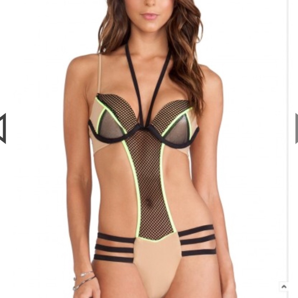 Beach Bunny One Piece Bikink size Large